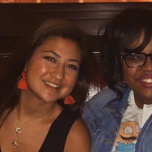 Meet your Posher, Maria